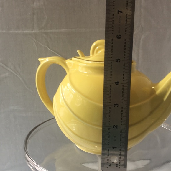 Vintage Hall MCM yellow tea pot - Picture 3 of 10